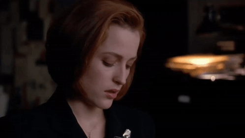 The Xfiles Season 5 Episode 12 Bad Blood Of Whom GIF - The Xfiles Season 5 Episode 12 Bad Blood Of Whom Gillian Anderson GIFs