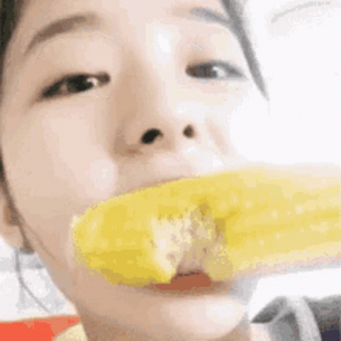 Seulgi Red Velvet GIF - Seulgi Red Velvet Eating GIFs