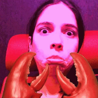 Crab Claws Yikes GIF - Crab Claws Yikes Scared GIFs