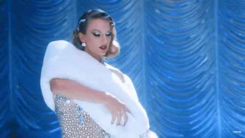Beyangka Beyangka Taylor GIF - Beyangka Beyangka Taylor Taylor Swift Bejeweled GIFs