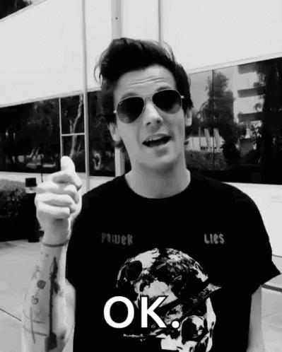 Louis Tomlinson One Direction GIF - Louis Tomlinson One Direction Thumbs Up GIFs