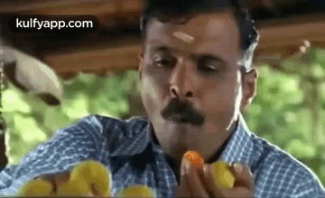 Eating.Gif GIF - Eating Meesha Madhavan Food GIFs