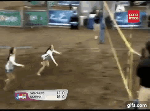 a volleyball game is being played between san carlos moravia