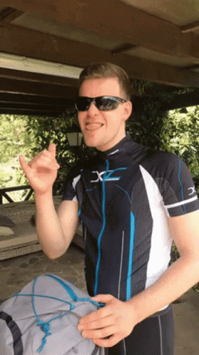 Fiets Squad Beer GIF - Fiets Squad Beer Malte GIFs
