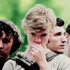 Newt Thomas Brodie Sangster GIF - Newt Thomas Brodie Sangster The Maze Runner GIFs