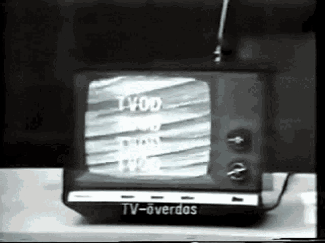 a black and white tv that says tv-overdos