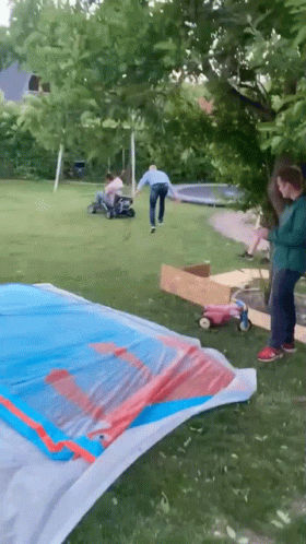 Fence Driving GIF - Fence Driving Kart GIFs