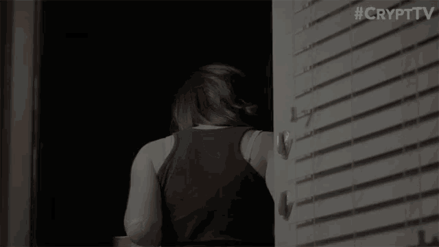 Astonished Closing GIF - Astonished Closing Surprised GIFs