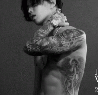 박재범 문신 타투 근육 GIF - Park Jaebum Tattoo Muscular GIFs