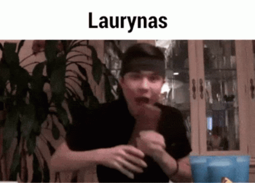 Laurynas Snickers GIF - Laurynas Snickers Laurynas Snickers GIFs