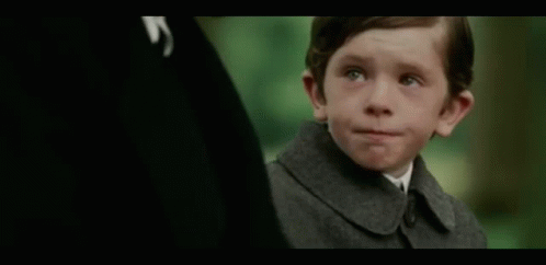 Finding Neverland Crying GIF - Finding Neverland Crying Freddie Highmore GIFs