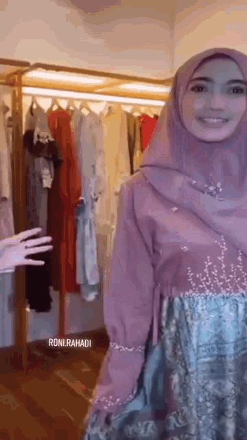Hijab Hijab Girl GIF - Hijab Hijab Girl GIFs