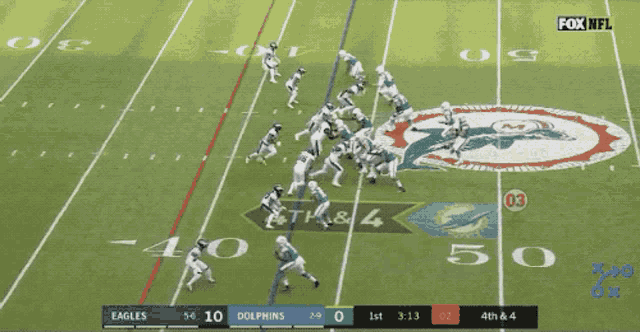 a football game is being shown on fox nfl
