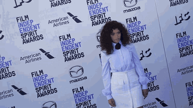 Taylor Russell Pose GIF - Taylor Russell Pose Model GIFs