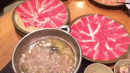 しゃぶしゃぶ　鍋　美味しい GIF - Shabu Shabu Delicious Boiling GIFs