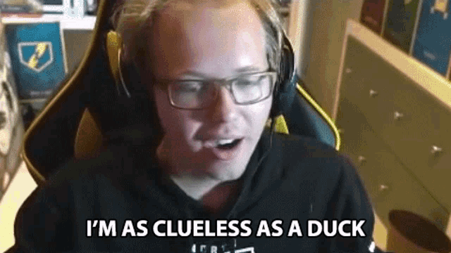 Im As Clueless As A Duck No Clue GIF