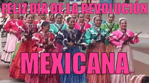 Adelitas Festejando La Revolución Mexicana GIF - Adelitas Revolucion Mexicana Desfile GIFs
