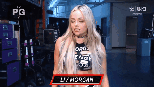 Liv Morgan Becky Lynch GIF - Liv Morgan Becky Lynch Wwe Raw GIFs