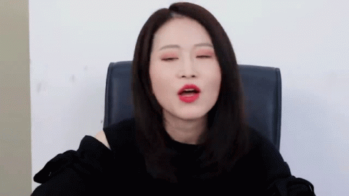 I Think You Are Different GIF - I Think You Are Different 我覺得 GIFs