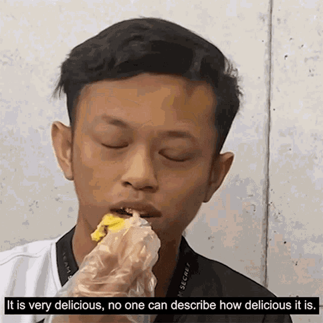 It Is Very Delicious No One Can Describe How Delicious It Is Team Secret GIF - It Is Very Delicious No One Can Describe How Delicious It Is Team Secret Delicious GIFs