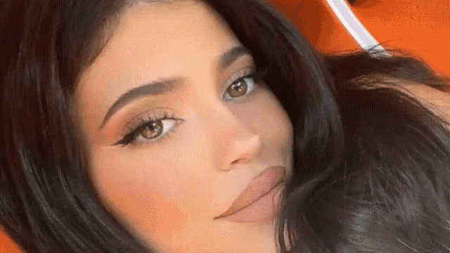 Kylie Jenner Glam GIF - Kylie Jenner Glam Cutie GIFs