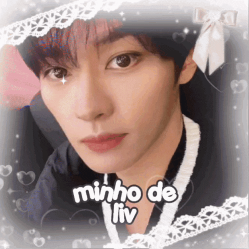 a close up of a person 's face with the words minho de liv written above it