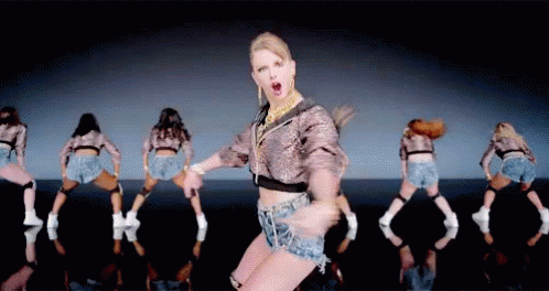 Look At Mah Booty! - Taylor Swift, Shake It Off GIF - Taylorswift GIFs