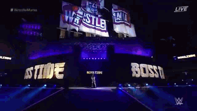 Sasha Banks Wrestlemania GIF - Sasha Banks Wrestlemania Entrance GIFs