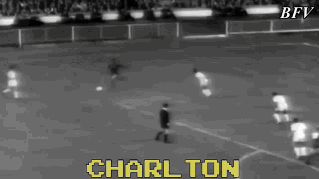 Bobby Charlton Charlton GIF - Bobby Charlton Charlton Busby Babes GIFs