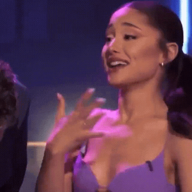 Gngvante Ariana Speechless GIF - Gngvante Ariana Speechless Ariana Laughing GIFs