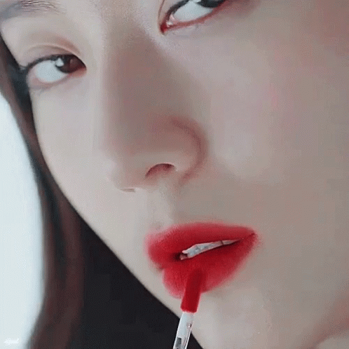 Krystal Jung Lips GIF - Krystal Jung Lips Lipstick GIFs