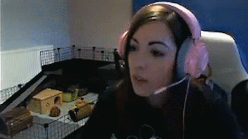 Krissie What GIF - Krissie What Confused GIFs