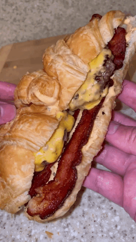 Bacon Cheeseburger Croissant Food GIF - Bacon Cheeseburger Croissant Food Cheeseburger GIFs