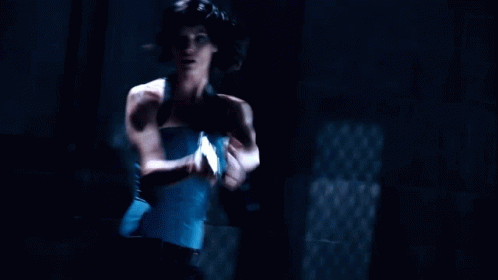 Sienna Guillory Ready To Fight GIF - Sienna Guillory Ready To Fight Jill Valentine GIFs