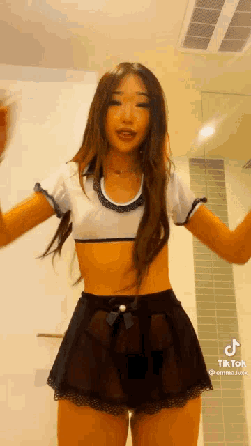 Tiktok Asian Tiktok Asian Dance GIF - Tiktok Asian Tiktok Asian Dance GIFs