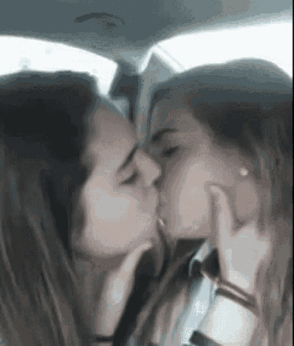 Lesbians Kissing GIF - Lesbians Kissing Hot GIFs