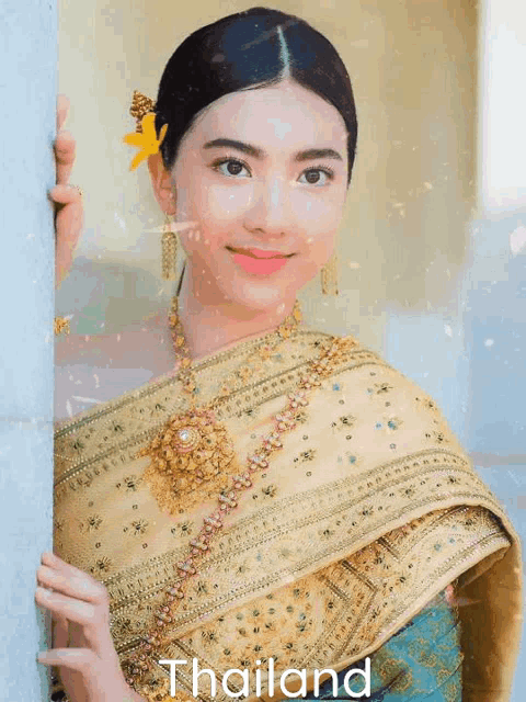 Ayutthaya Thai Traditional Dress GIF - Ayutthaya Thai Traditional Dress ไทยโบราณ GIFs