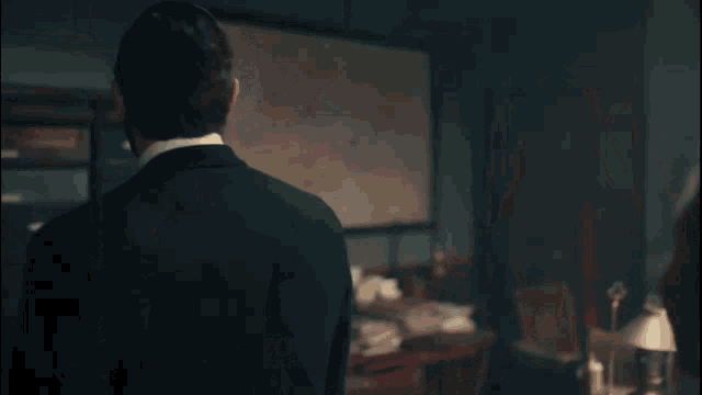 Miss Scarlet And The Duke Tease GIF - Miss Scarlet And The Duke Tease Tease Me GIFs