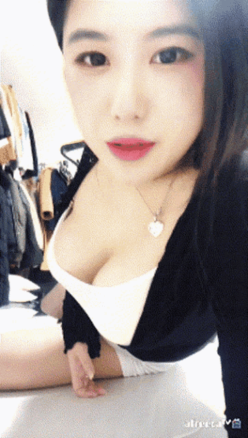 Korean Beautyful GIF - Korean Beautyful Girl GIFs