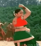 Soundarya Dance GIF - Soundarya Dance GIFs