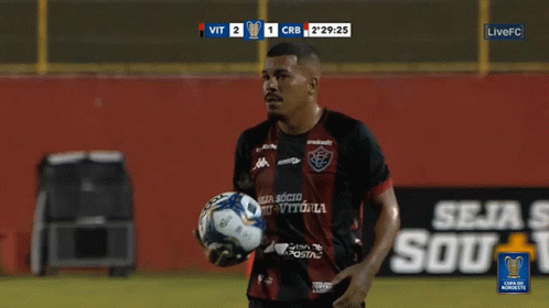 Throw Vitória Vs Crb GIF - Throw Vitória Vs Crb Catch This GIFs