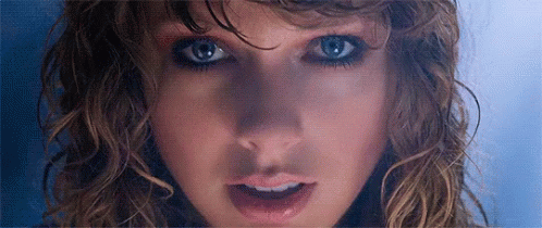 Taylor Swift Blue Eyes GIF - Taylor Swift Blue Eyes Glow Eyes GIFs