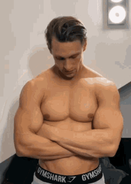 Kris Muscles GIF - Kris Muscles GIFs