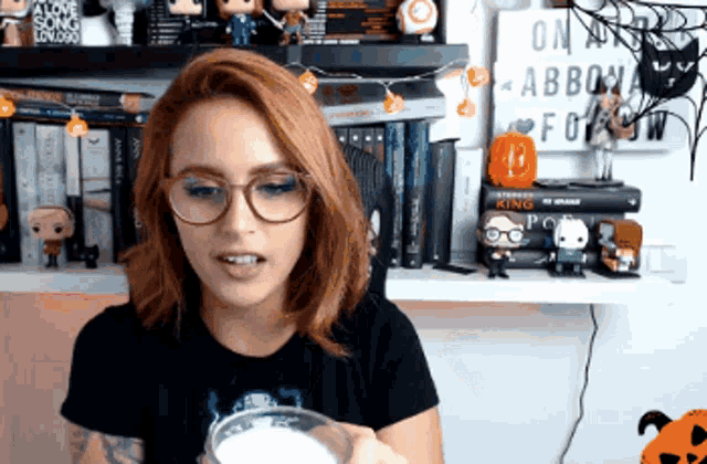 Gabrielle Croix Birra GIF - Gabrielle Croix Birra Beer GIFs