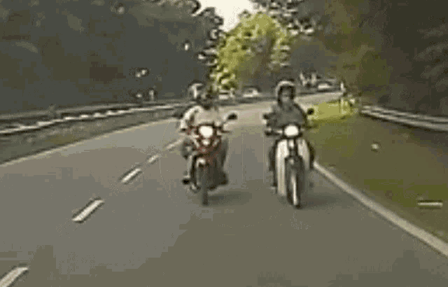 Ragut Motorcycle GIF - Ragut Motorcycle Bad Behavior GIFs