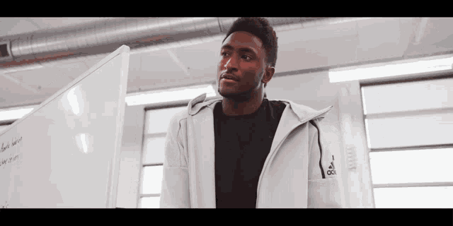 Mkbhd What GIF - Mkbhd What Hmm GIFs