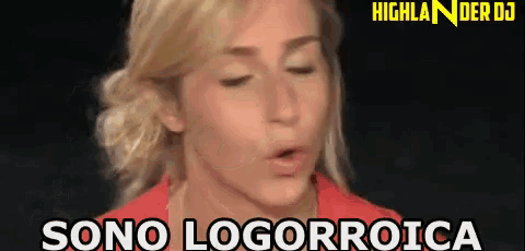 a woman with her eyes closed and the words sono logorroica behind her