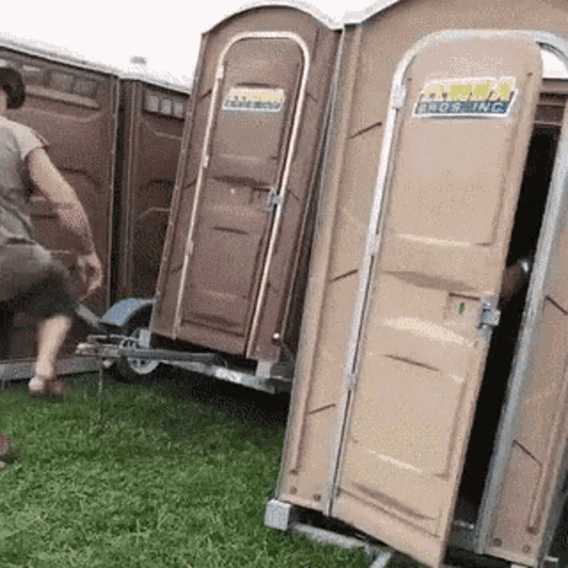 Funny As Hell Lol GIF - Funny As Hell Lol Fall GIFs