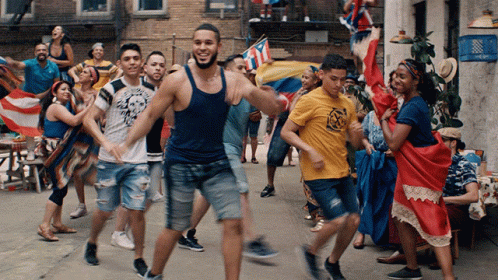 Dancing In The Heights GIF - Dancing In The Heights People GIFs