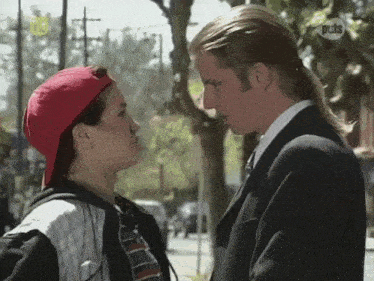 Muenca Brava Kiss GIF